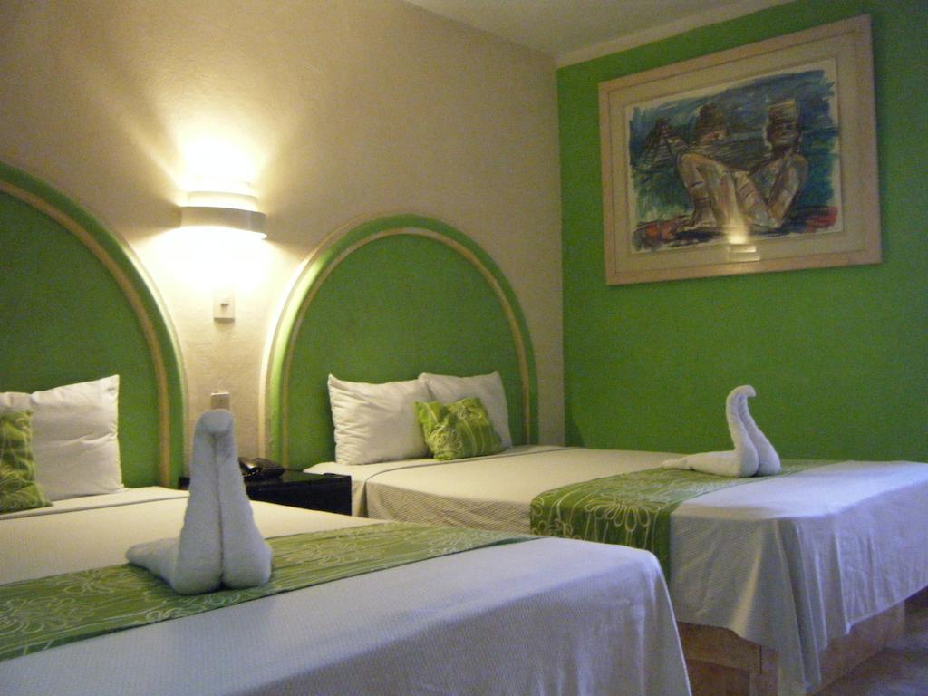 Hotel Hc Internacional Cancun Bagian luar foto