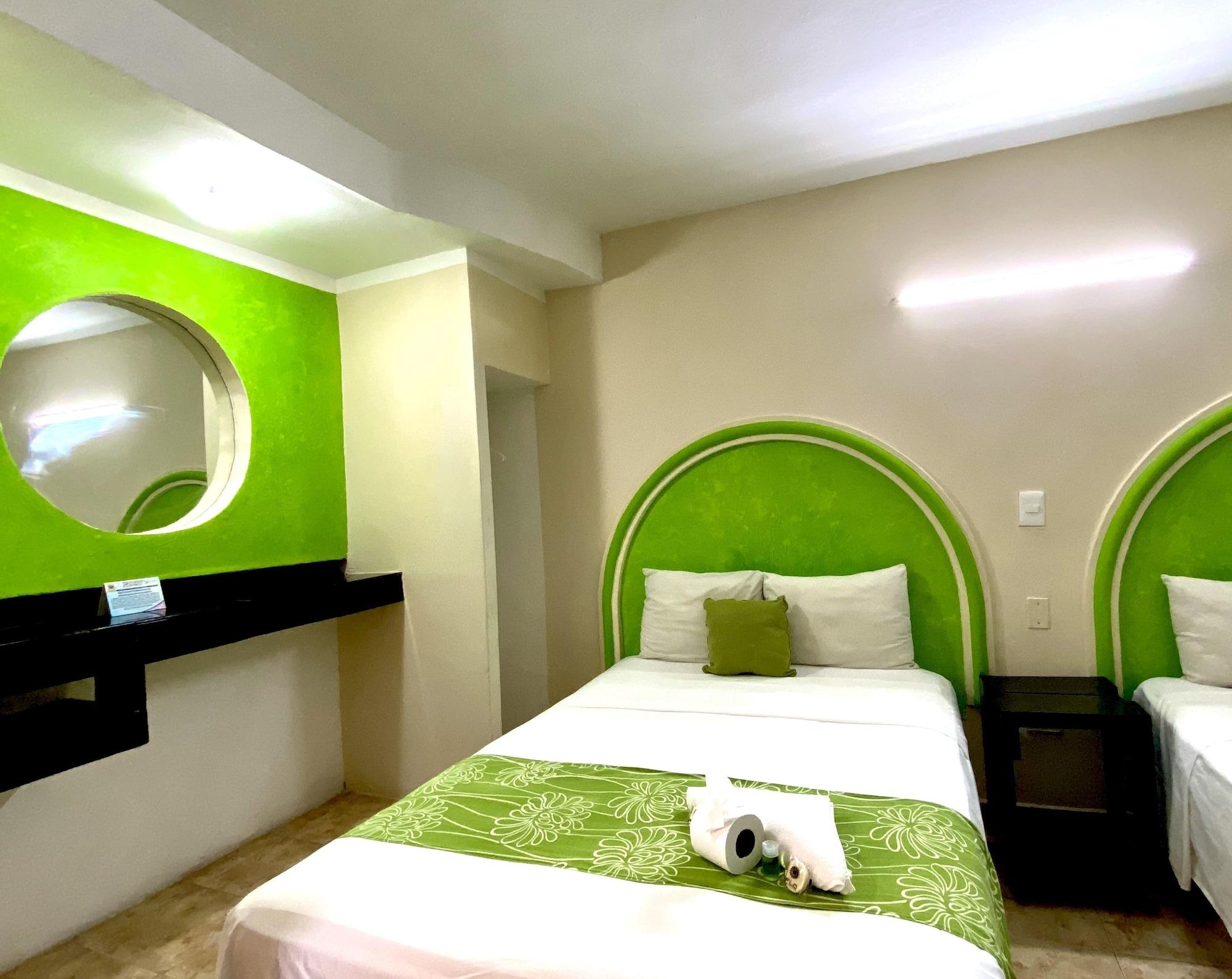 Hotel Hc Internacional Cancun Bagian luar foto