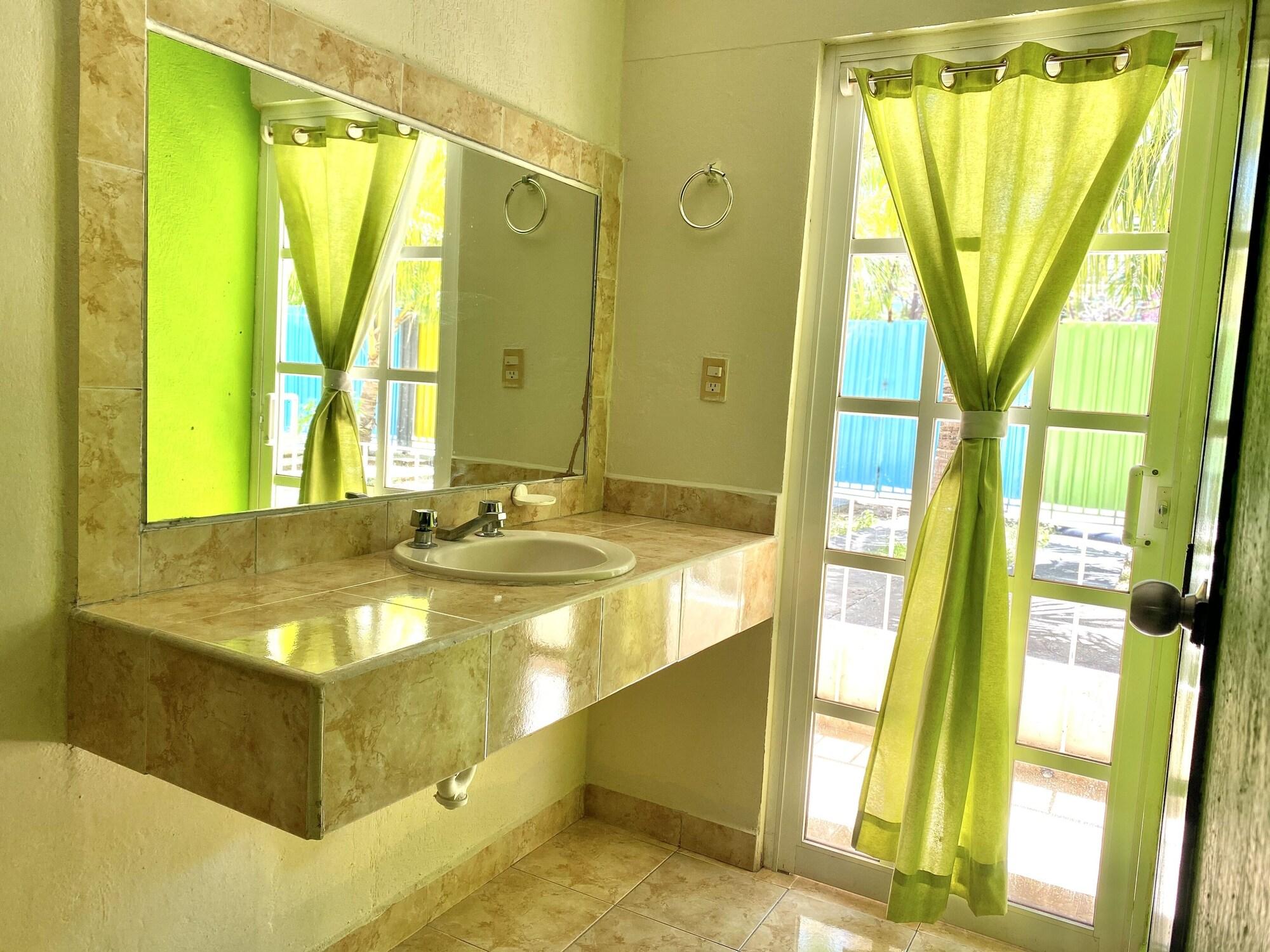 Hotel Hc Internacional Cancun Bagian luar foto