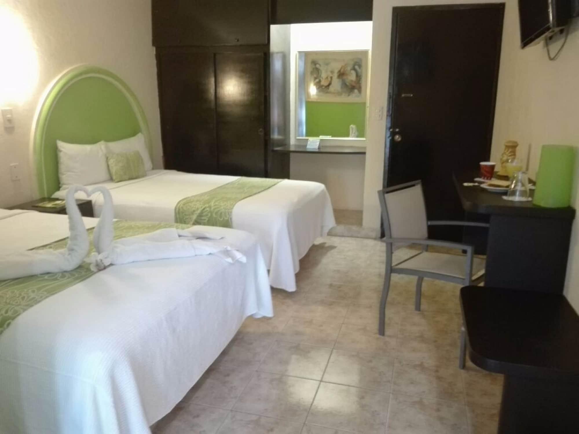 Hotel Hc Internacional Cancun Bagian luar foto