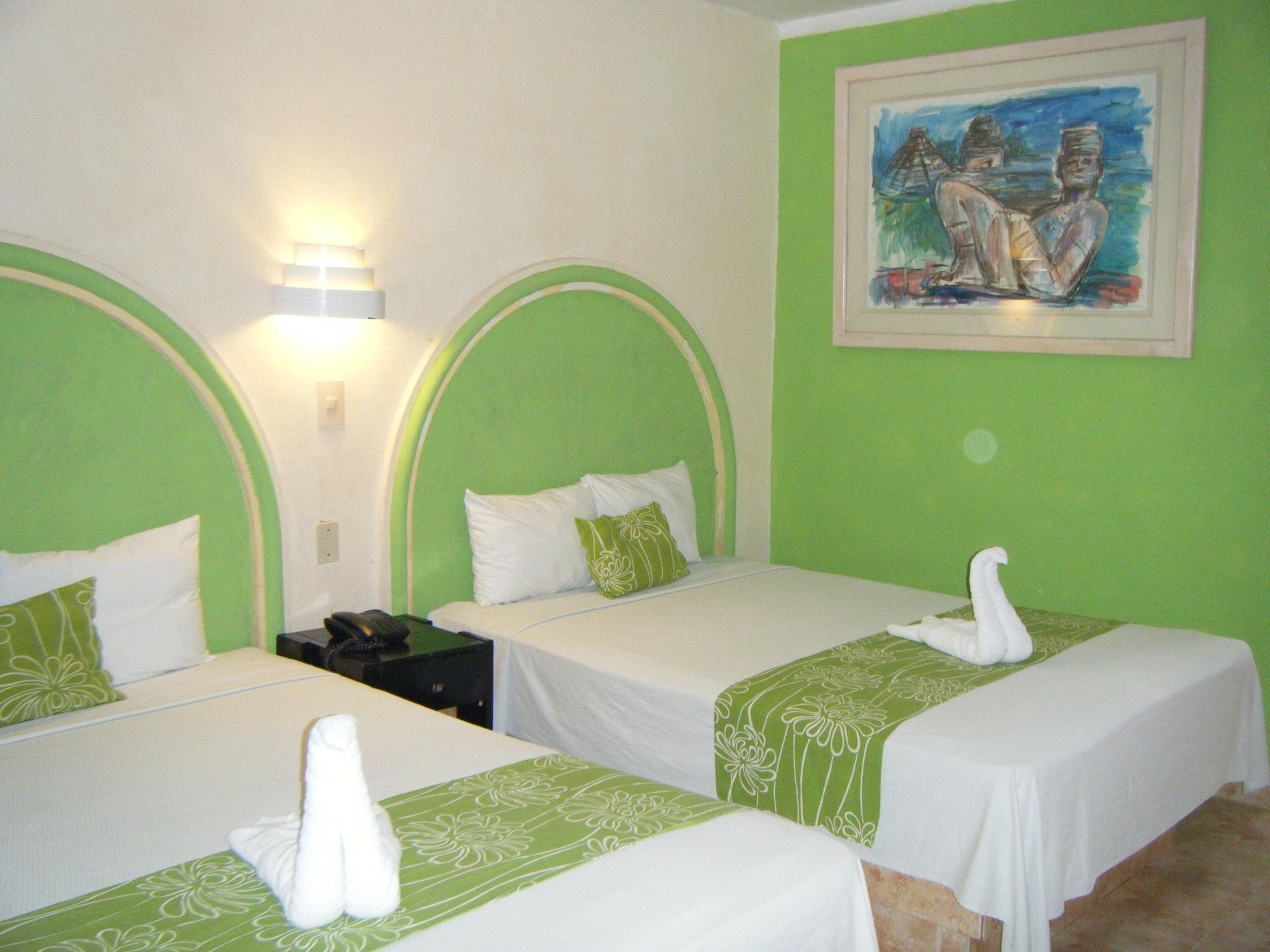 Hotel Hc Internacional Cancun Bagian luar foto