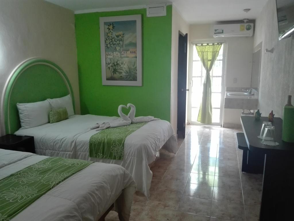Hotel Hc Internacional Cancun Bagian luar foto