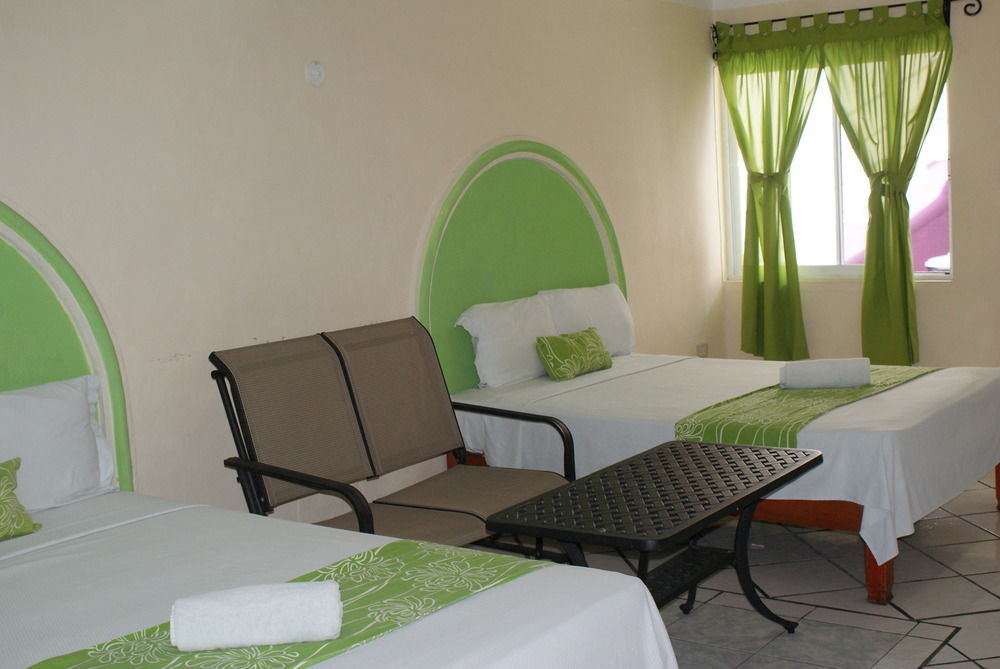 Hotel Hc Internacional Cancun Bagian luar foto